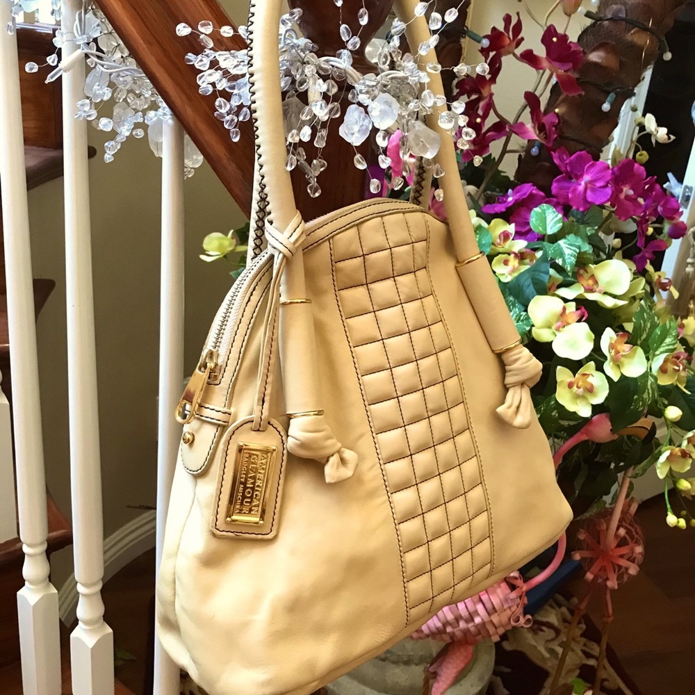 AMERICAN GLAMOUR Badgley Mischka